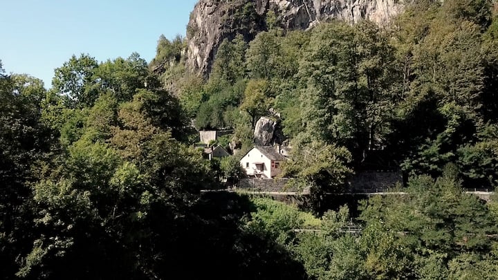 Grotto America