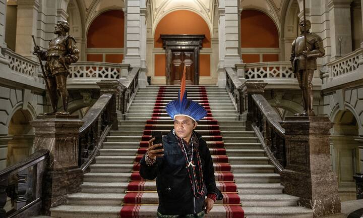 Un Amazonien chez les Suisses