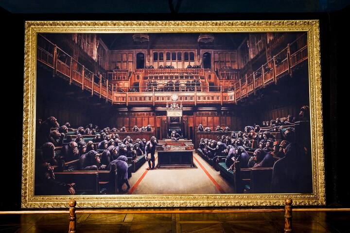 L'exposition «The Mystery of Banksy – A Genius Mind». Ici, le tableau «Devolved Parliament».