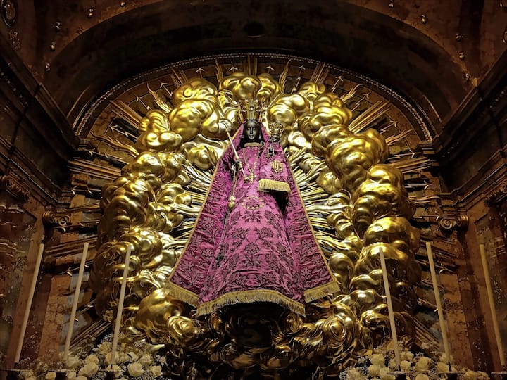 La Vierge noire à la chapelle des Grâces de l’abbaye d’Einsiedeln.