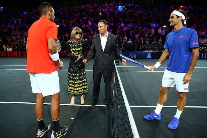 Anna Wintour, fan de tennis, participe au tirage au sort du match entre Federer et Nick Kyrgios lors de Laver Cup, qui a eu lieu à Palexpo à Genève en 2019.