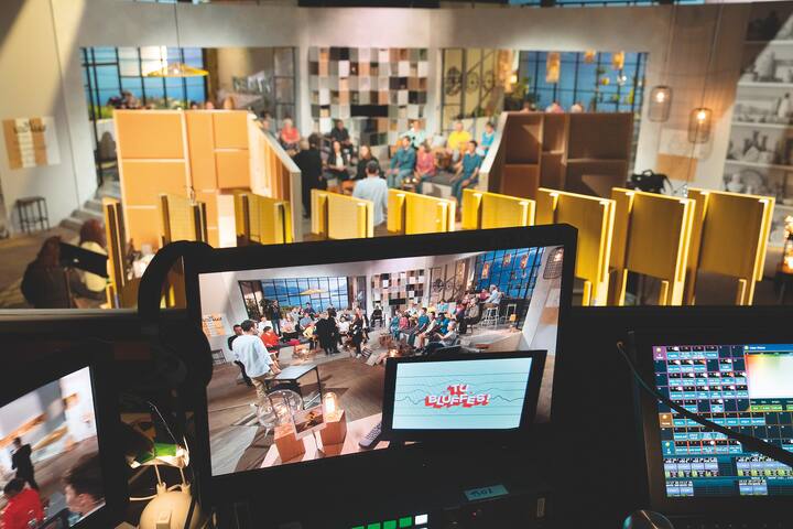 Tu bluffes! une émission de la RTS imaginée par Jonas Schneiter, journaliste et producteur