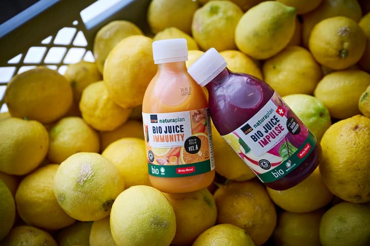 Fruités et riches en nutriments: le Bio Immunity Juice et le Bio Impulse Juice de Naturaplan sont tous deux fabriqués à partir de fruits et légumes frais.
