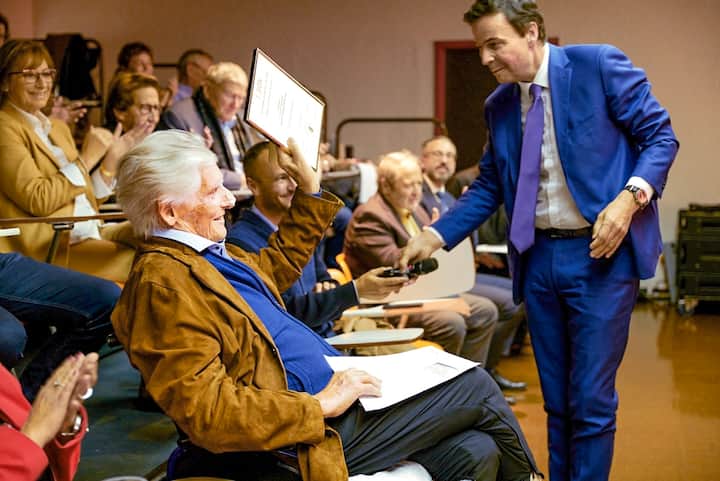 6 novembre 2023, cérémonie à l'aula de l'hôpital de Sion pour Léonard Gianadda