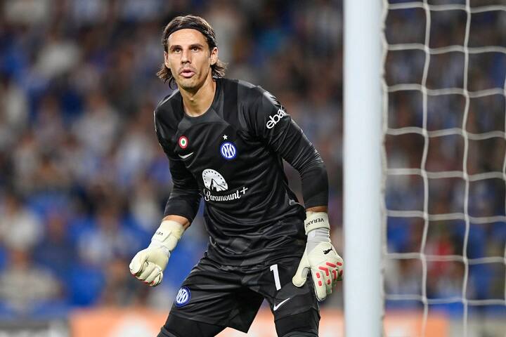 Le joueur de football Yann Sommer jouant pour Inter Milan