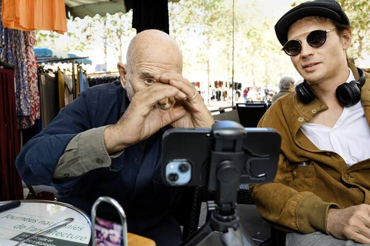 Le photographe et graphiste Peter Knapp collabore avec Robertson Käppeli pour l’exposition de Davos
