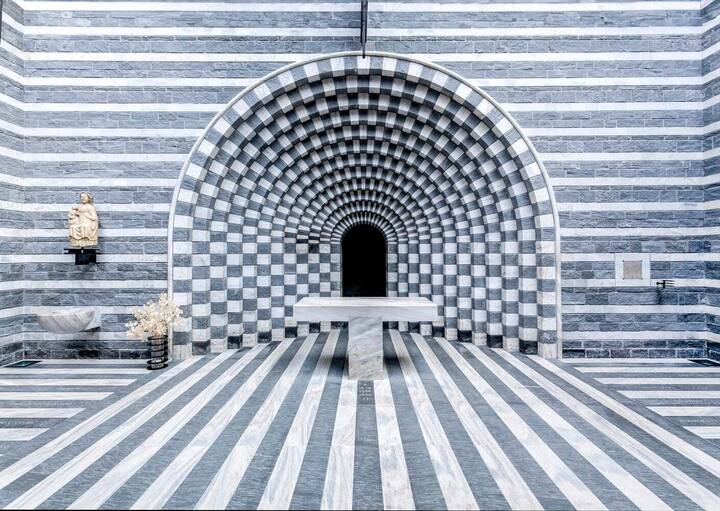 L'Église De Mogno, au Tessin