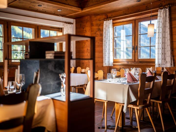 Swiss Wine 10