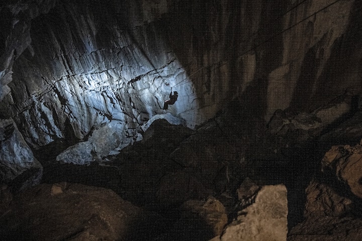 La tyrolienne de 25 mètres à l’aven Artère à Leysin (VD)