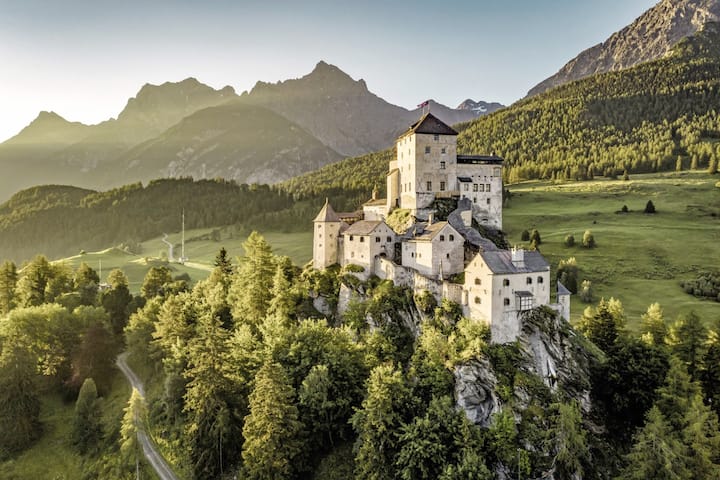 Le château de Tarasp