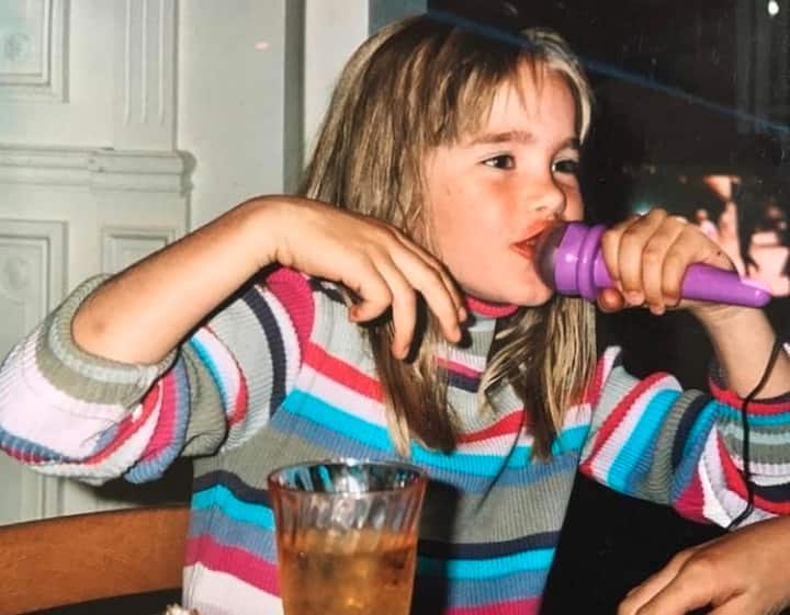 La chanteuse romande Stéphane petite fille