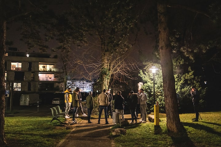 03 mars 2021. Rencontre avec des jeunes Ã  ThÃ´nex. Les questions sont trÃ¨s concrÃ¨tes que le jour prÃ©cÃ©dent Ã  Onex. Recrutement et casier judiciaire, un jeune annonce clairement la couleur, il a votÃ© verts. Celat fait rire ses amis, il les stoppe: "vous vous foutez de ma gueule, mais entre nous, je suis le seul ici qui vote.