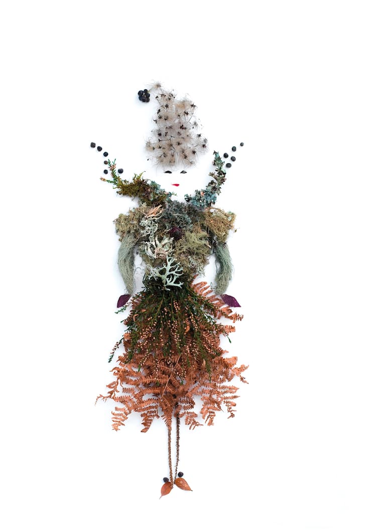 Natures mortes: composition de femmes-fleurs à partir de fleurs et de feuilles