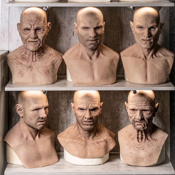 Dans l’un des «bunkers» de l’Idiap, la galerie de masques de l’équipe de Sébastien Marcel.